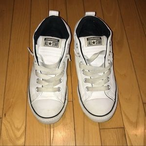 WHITE CONVERSE LEATHER MID TOPS SIZE 5